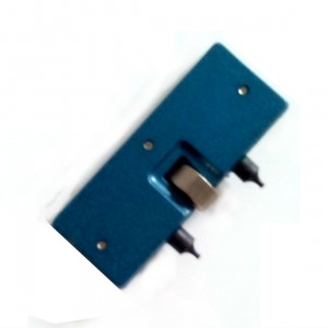 ANCHOR case opener for waterproof watches